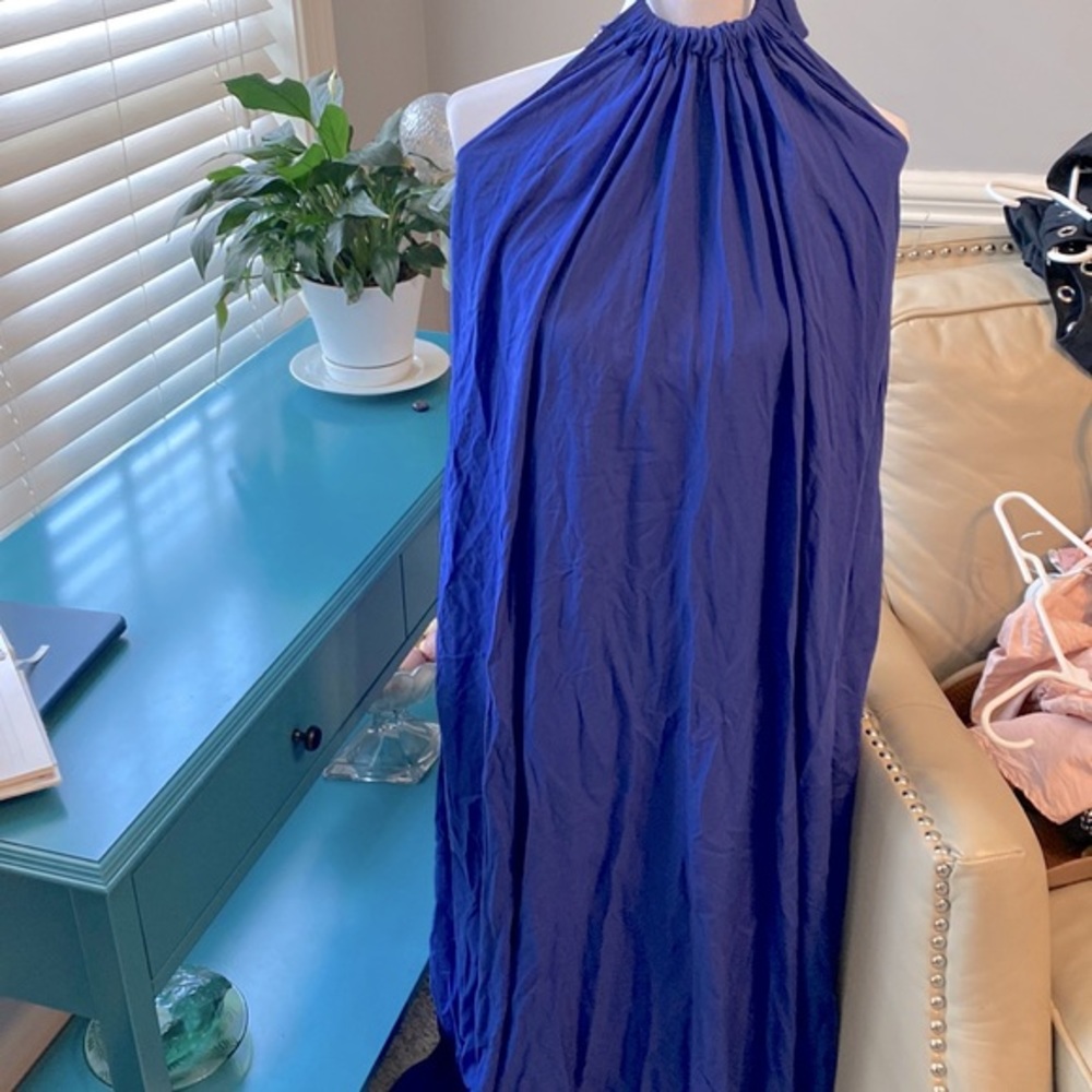 One size blue dress